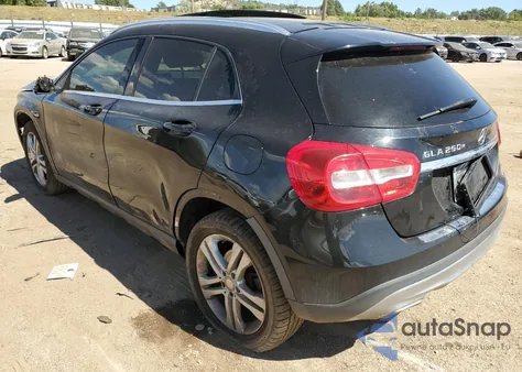 2015 Mercedes-Benz Gla 250 из США, поврежденный, VIN WDCTG4EB3FJ129132